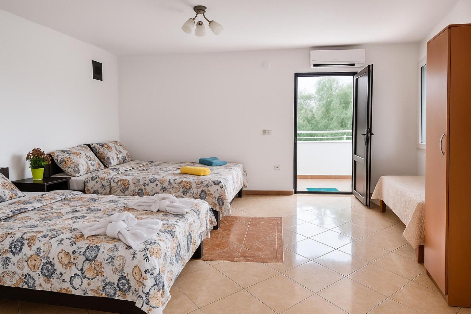 Apartments Lejla Добра-Вода Экстерьер фото