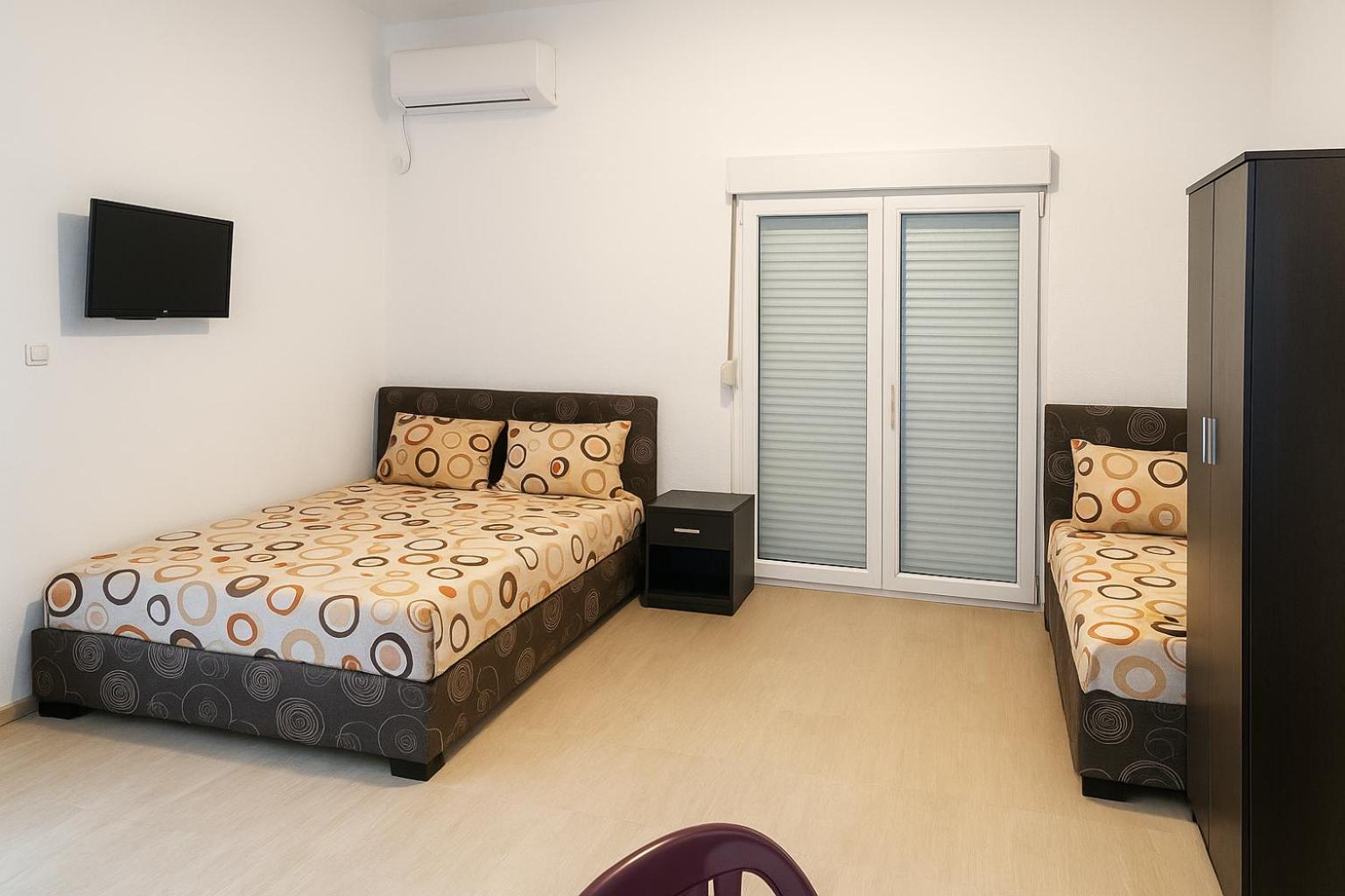 Apartments Lejla Добра-Вода Экстерьер фото